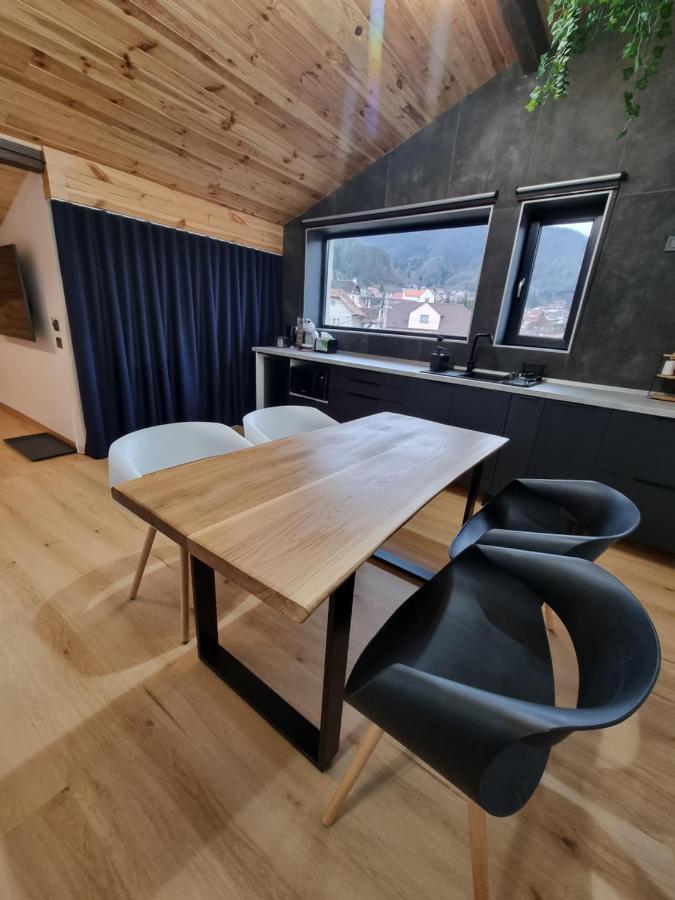 Casa Chiper - Attic Apartment With View Μπρασόβ Εξωτερικό φωτογραφία