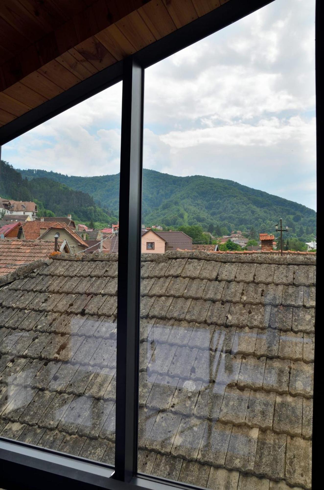 Casa Chiper - Attic Apartment With View Μπρασόβ Εξωτερικό φωτογραφία